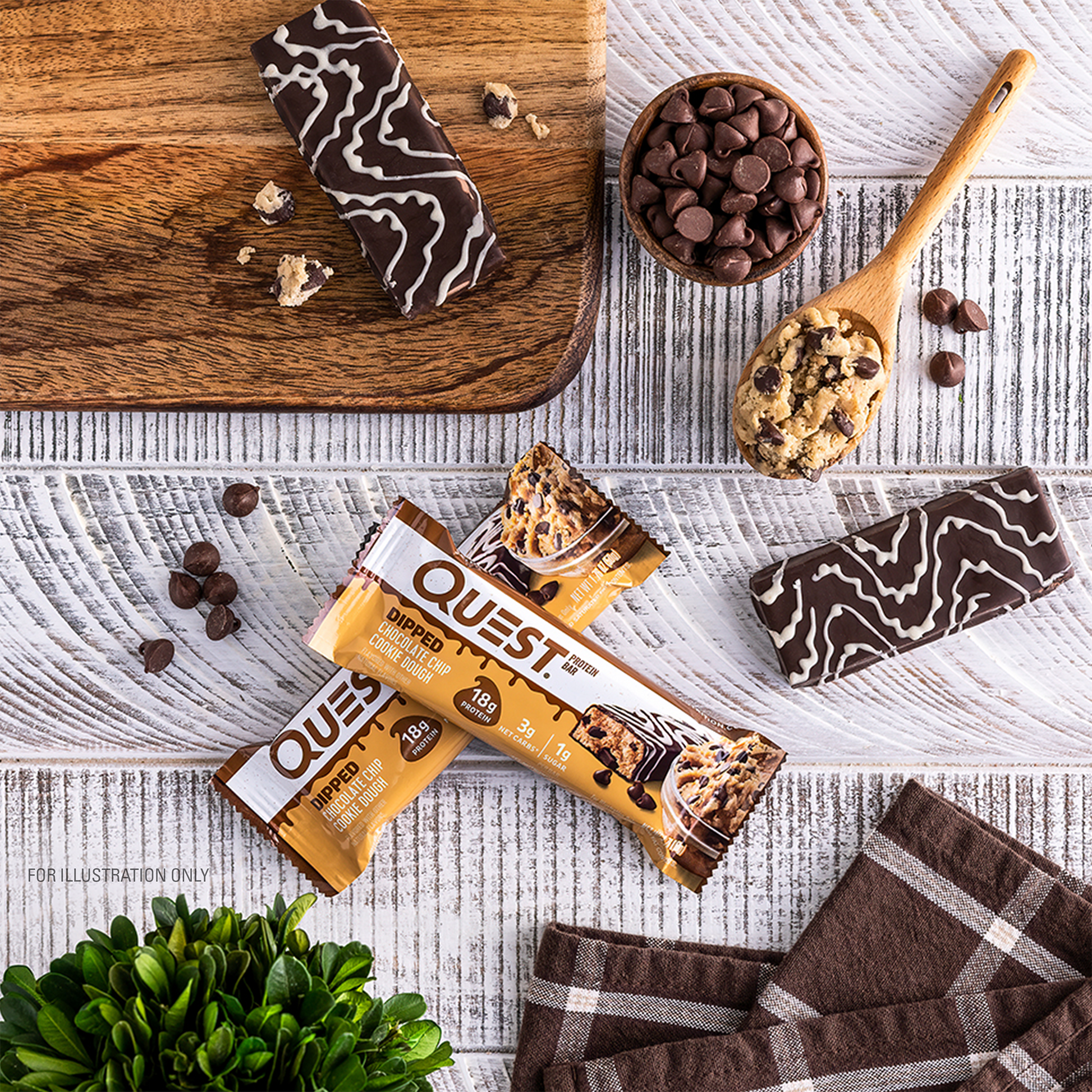 dipped-chocolate-chip-cookie-dough-protein-bar-z2 qst-012268_dipped-chocolate-chip-cookie-dough-protein-bar_7.png